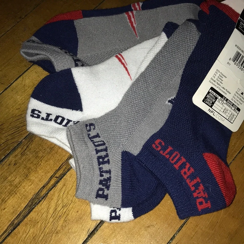 New England Patriots Low-Cut Athletic Socks - 3 Pack (Navy/Gray/White)